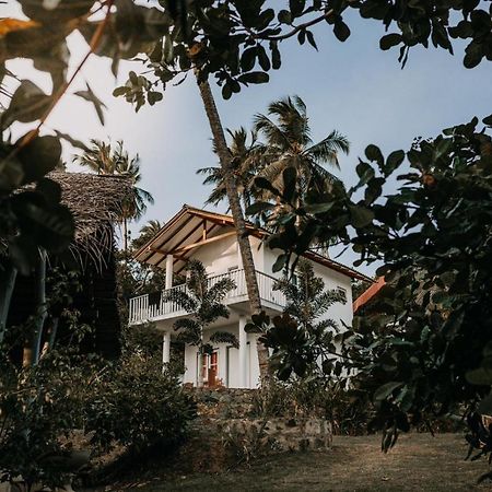 Hiru Villa Tangalle Exterior photo